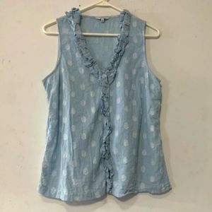 Crown & Ivy sz Med Light Blue Striped Ruffled Sleeveless Top